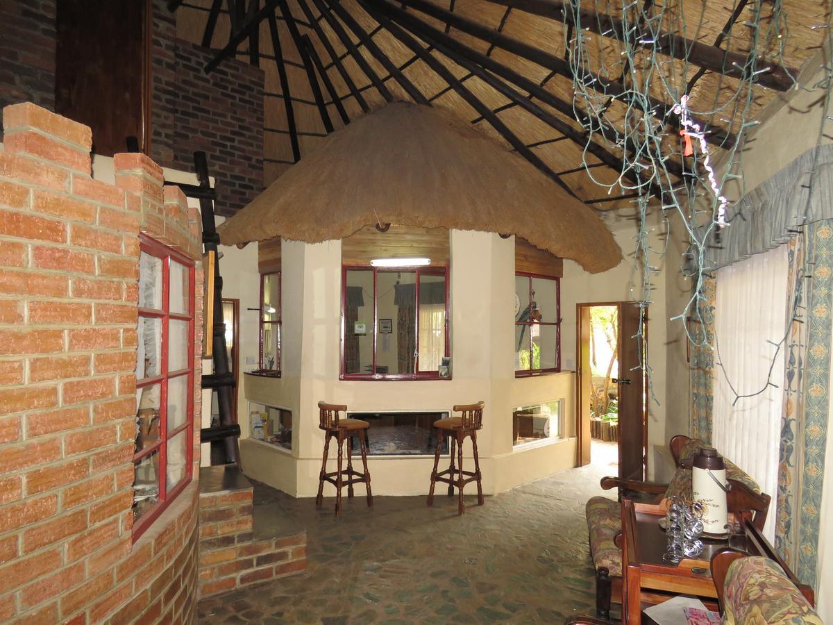 Parrot Lodge Bulawayo Kültér fotó